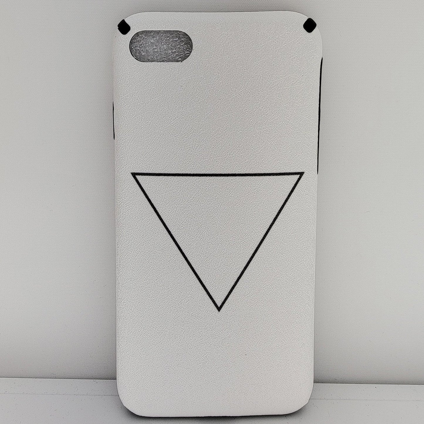 iPhone SE2 (2020) 8/7/6/6s White Upside Down Triangle Design